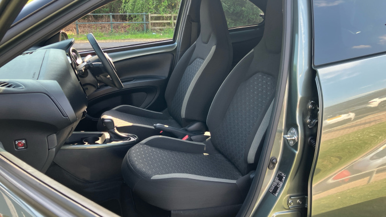 Toyota Aygo X 1.0 VVT-i Edge 5dr Auto Petrol Hatchback